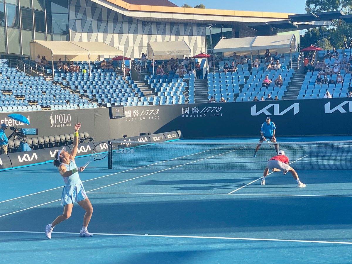 伯纳乌的灯 伯纳乌的灯